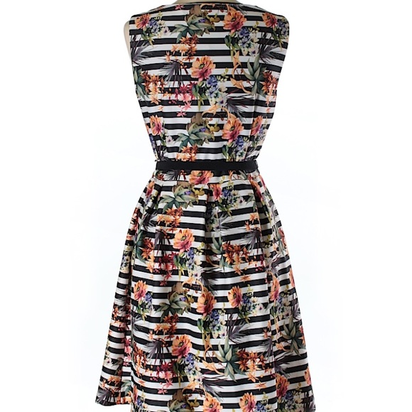 Leslie Fay floral dress - Picture 2 of 3